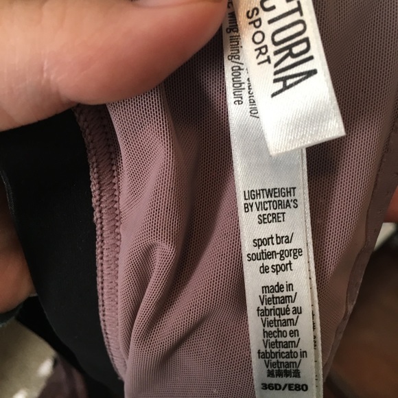Victoria Secret sports bra - Picture 3 of 3